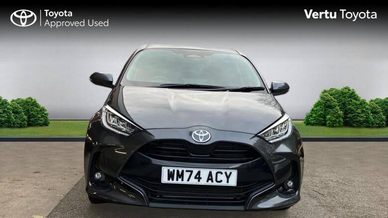 Toyota Yaris 1.5 Hybrid Design 5dr CVT Hybrid Hatchback